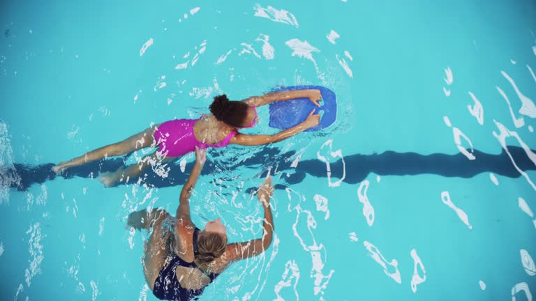 swimming lesson for kids in dubai